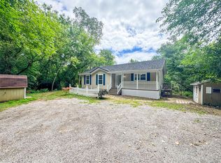 5323 Miller Rd, Swartz Creek, MI 48473