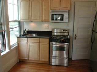 7 Adams St APT 3, Somerville, MA 02145