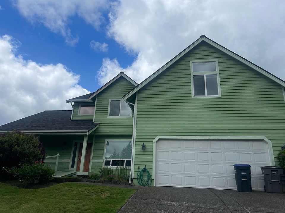 1st image of 20375 12th Ave NE