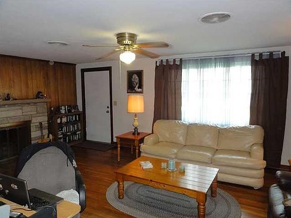 3rd image of 3905 Dr Martin Luther King Jr Blvd