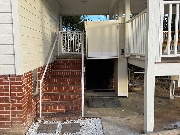 212 College Ave S — Photo 20