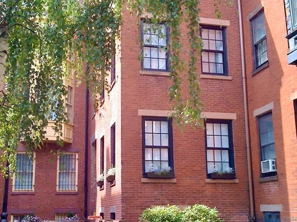 14 Lindall Pl, Boston, MA 02114