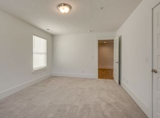 122 Briar Rd, Ashland City, TN 37015