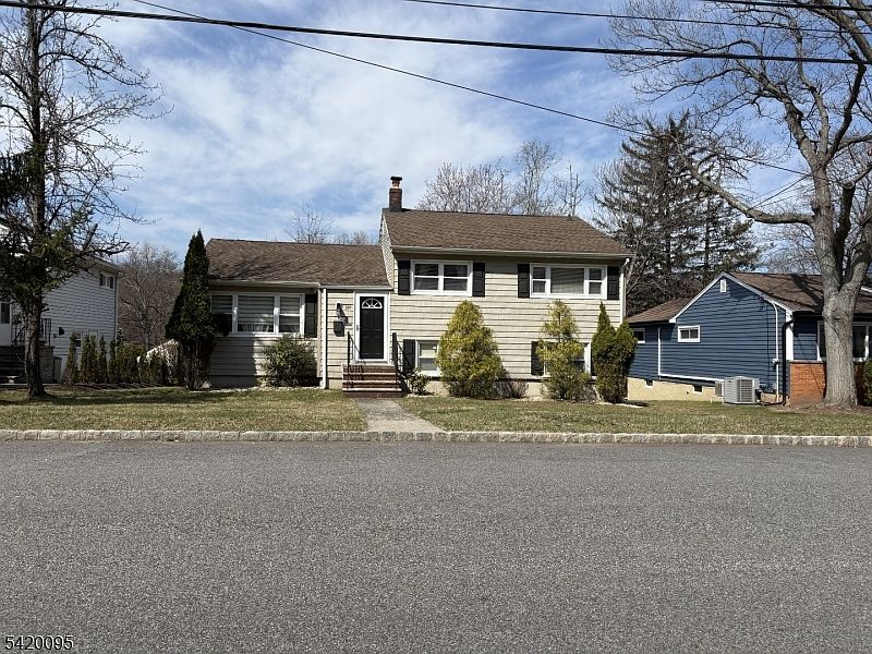 1st image of 229 Saint Cloud Ave