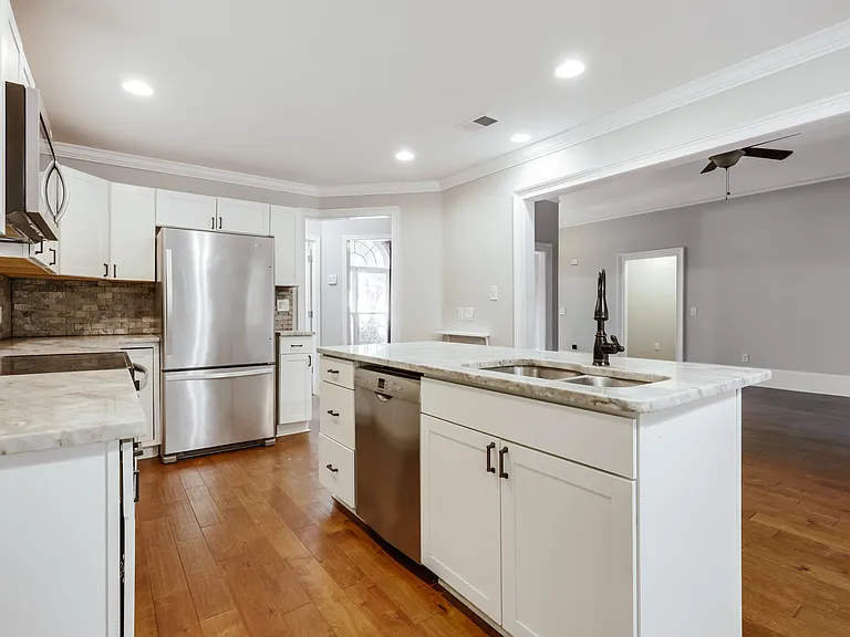 183 Oak Meadows Dr — Photo 17