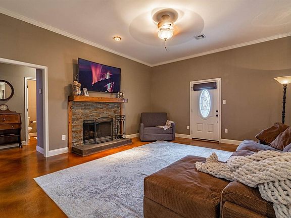 4th image of 109 Wildflower Ln
