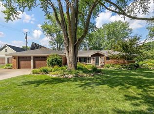 11547 McClumpha Rd, Plymouth, MI 48170