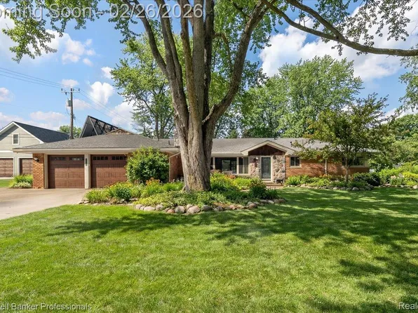 11547 McClumpha Rd, Plymouth, MI 48170