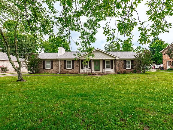 4th image of 1063 Lakeland Dr