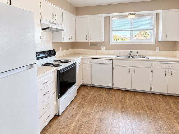 3rd image of 1122 Oakland St #2