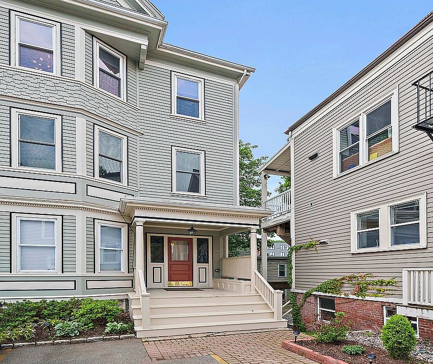 2nd image of 34 Davis Ave #3