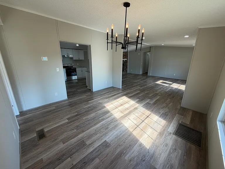 109 Corn Rd — Photo 4