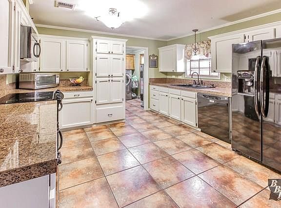 5th image of 104 Aspen Dr