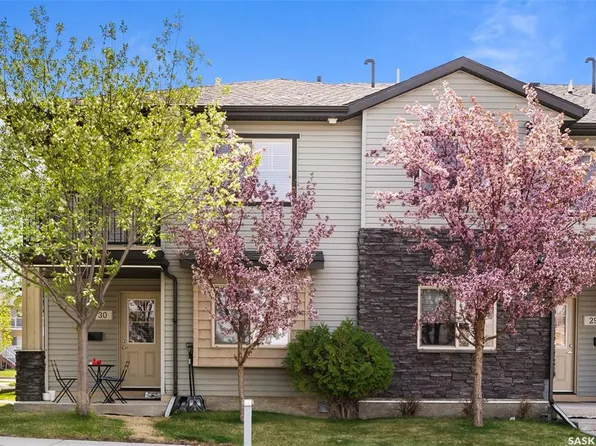 UNIT 30-5019 James Hill ROAD, Regina, SK S4W 0B9