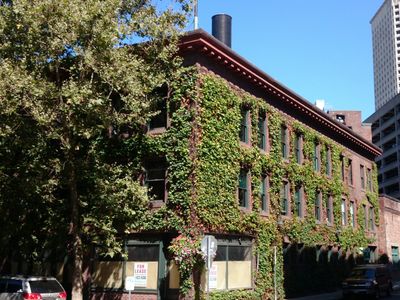 611 Post Ave APT 6, Seattle, WA, 98104