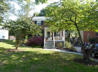 5712 8th Rd N, Arlington, VA 22205