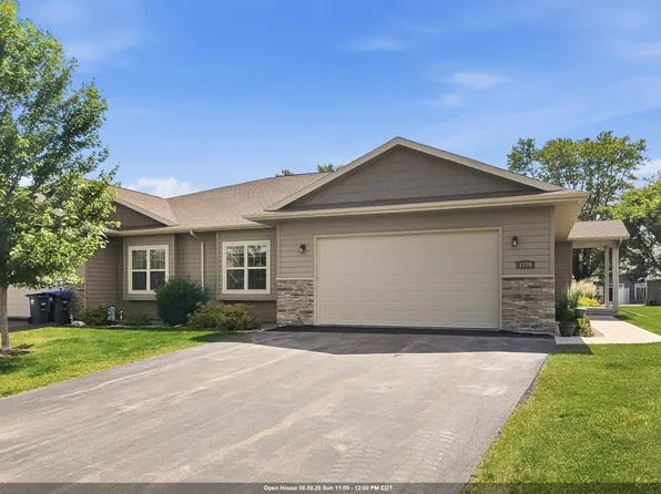 1270 Cameron Cir, Neenah, WI 54956