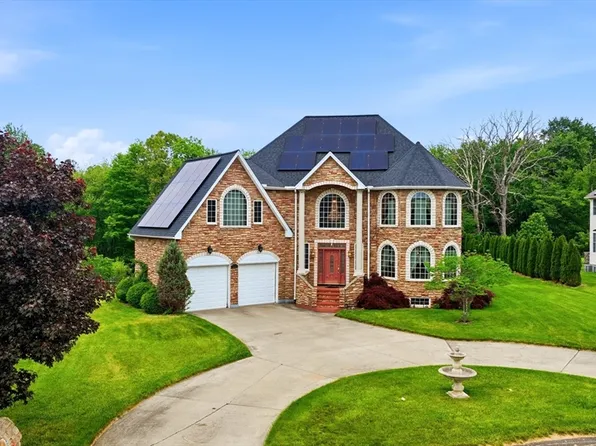 125 Lennys Way, West Springfield, MA 01089