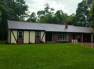 1900 W Colonial Dr, Terre Haute, IN
