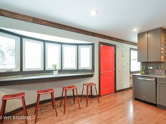 5th image of 2449 Briarford Ln