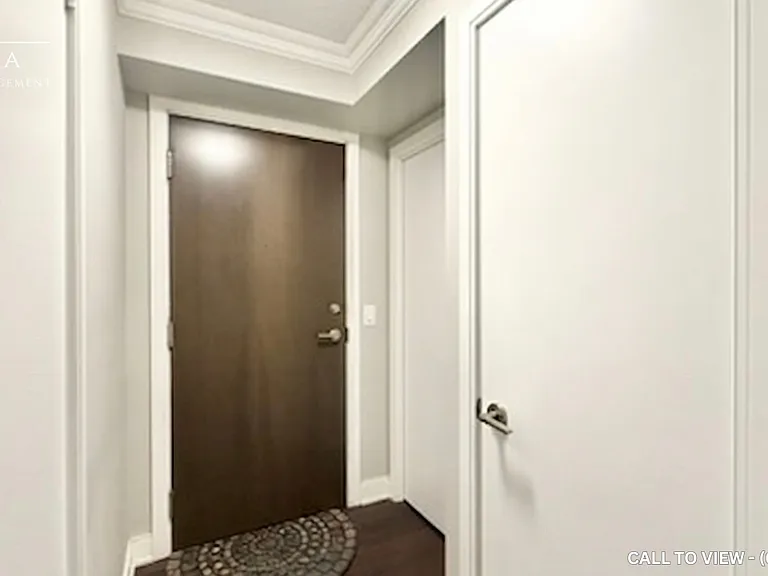 135 Village Green Sq #1823 — Photo 10