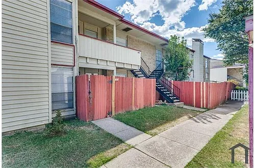 919 S Weatherred Dr Photo 1