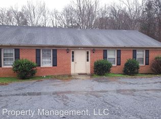 102 Daniel St APT D, Brookneal, VA 24528