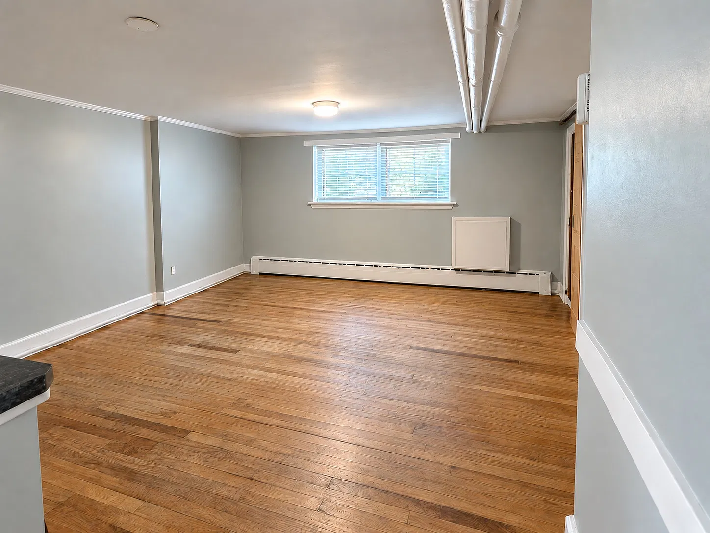 2015 N Newland Ave — Photo 1