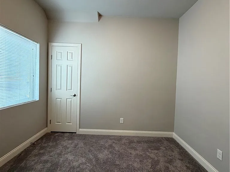 6385 Jackson Spring Rd — Photo 10