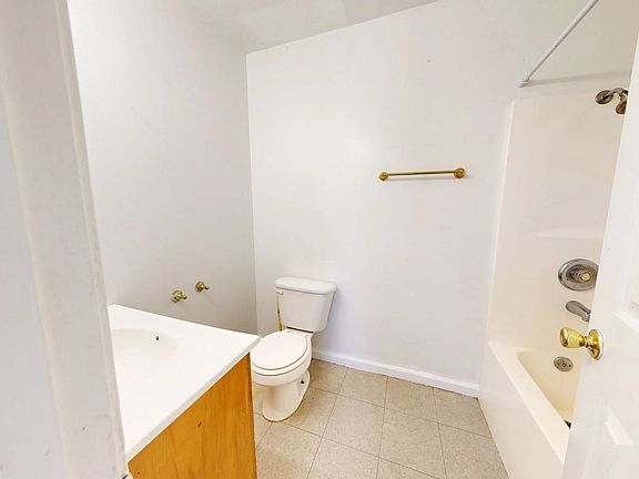 5th image of 1118 Pinder Ln