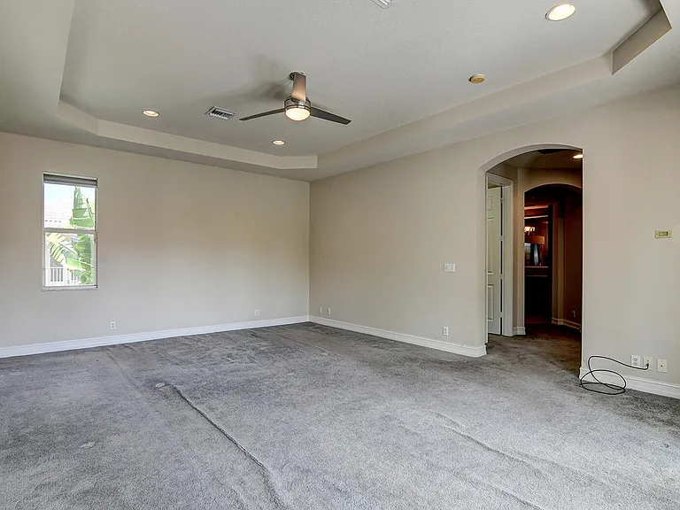 670 Edgebrook Ln — Photo 49