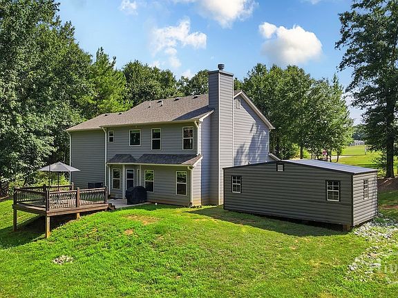 2nd image of 271 Oxmoor Close