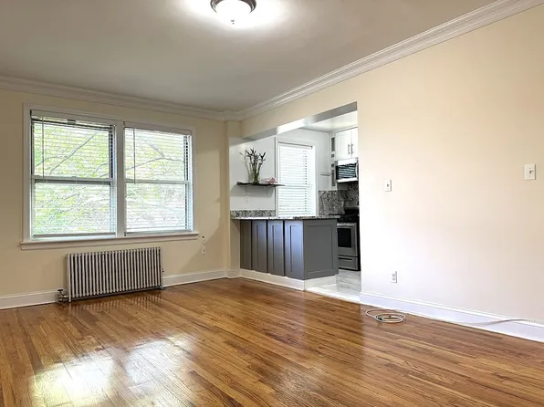 141-35 79th Ave APT 3M, Flushing, NY 11367