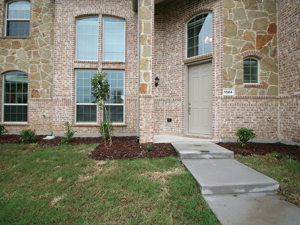 1st image of 1504 Joy Dr