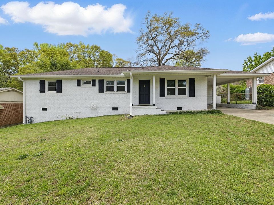 1st image of 121 Oak Hill Dr
