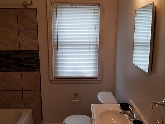 4th image of 8074 Grandville Ave