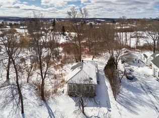 242 Limerock St, Rockland, ME 04841