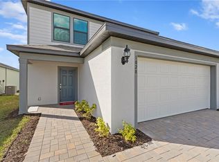 1028 Caloosa Breeze Dr, Labelle, FL 33935