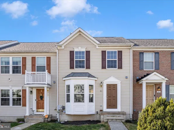 21 Lopez Dr, Martinsburg, WV 25405