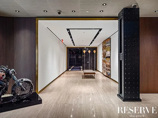 Rented by Reserve | media 38