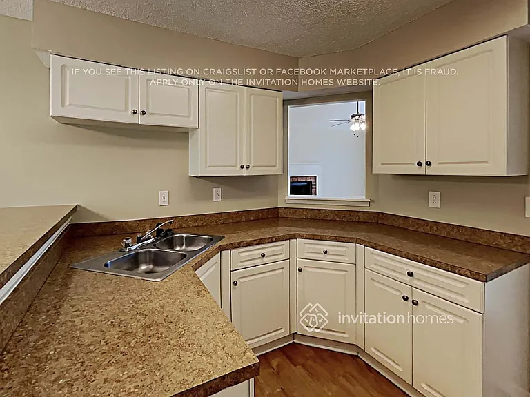 121 Brookhaven Ln — Photo 8