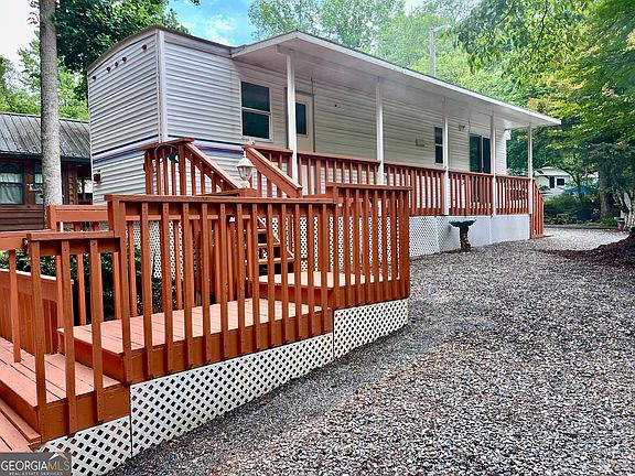 3rd image of 86 Campfire Dr