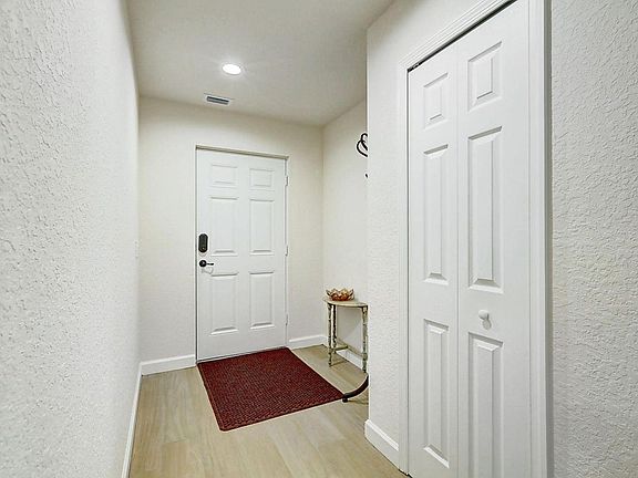 5th image of 78 Mediterranean Blvd N