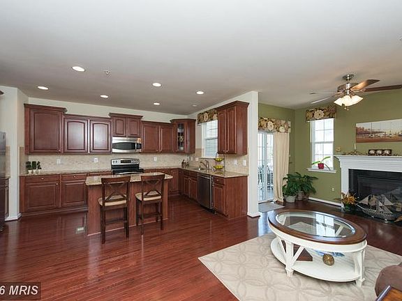 2nd image of 7146 Hummingbird Dr