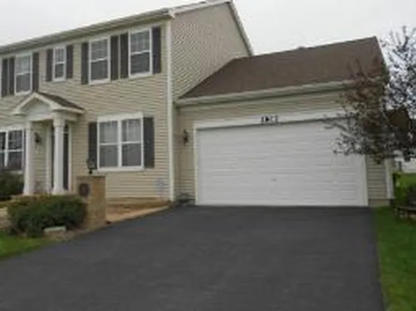 2812 Sweet Clover Way, Wauconda, IL 60084