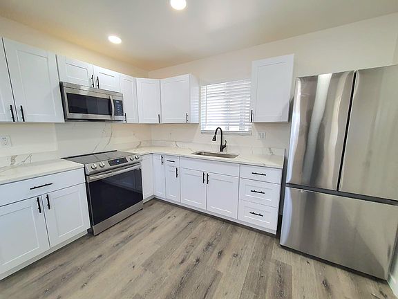 2nd image of 7401 N 62nd Ave