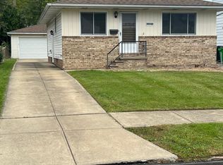 12905 Darlington Ave, Garfield Heights, OH 44125