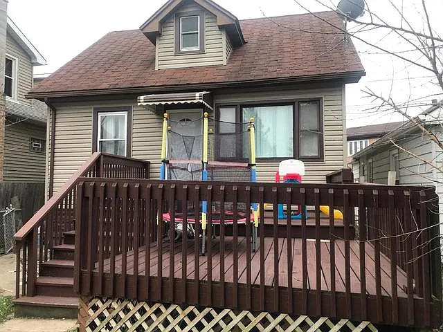 7805 W Forest Preserve Ave photo 1