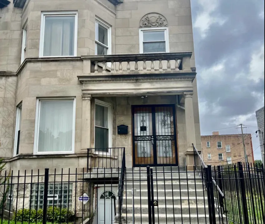 3408 W Monroe St