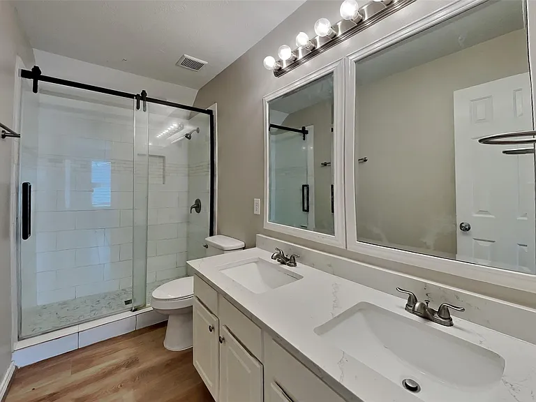 22076 Knights Cove Dr — Photo 20
